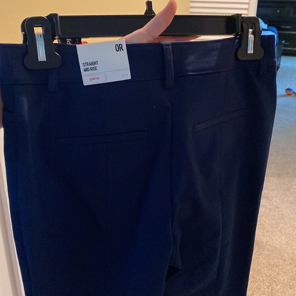 Express NWT Straight Leg Mid-Rise Pant 0R